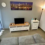 Pintor Losada 公寓 *